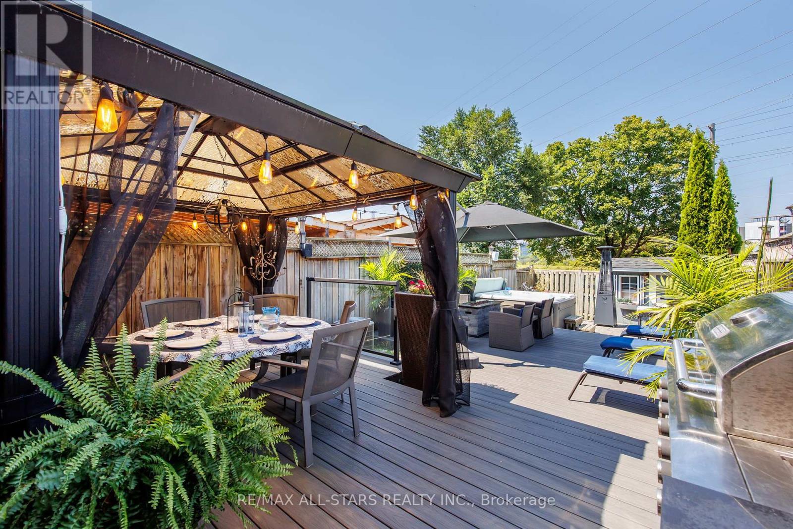 Photo 37 of 10 Sufi Crescent, Toronto ON