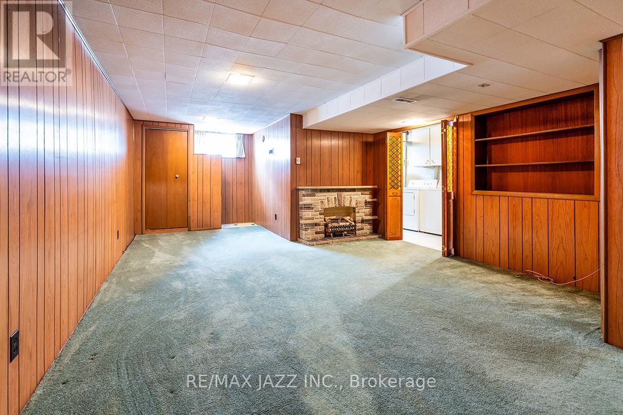Photo 14 of 114 Fernhill Boulevard, Oshawa ON