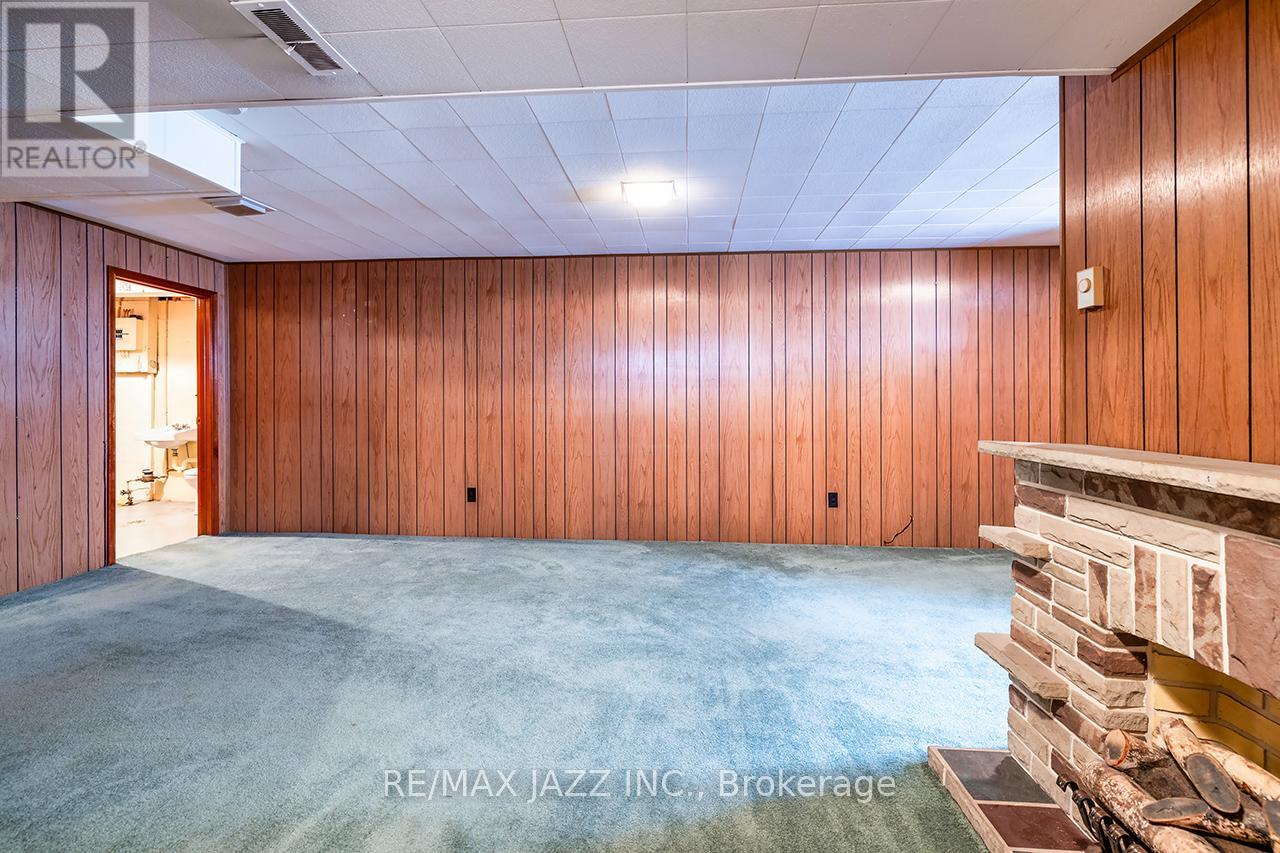 Photo 16 of 114 Fernhill Boulevard, Oshawa ON