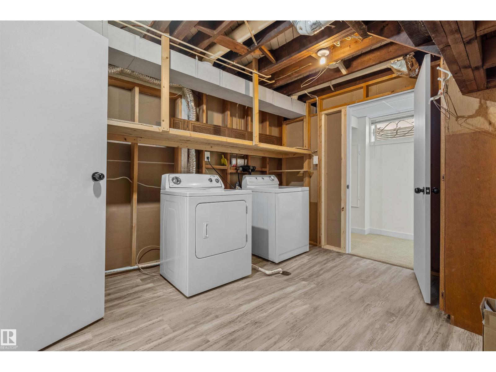 Photo 42 of 9619 52 St Nw, Edmonton AB