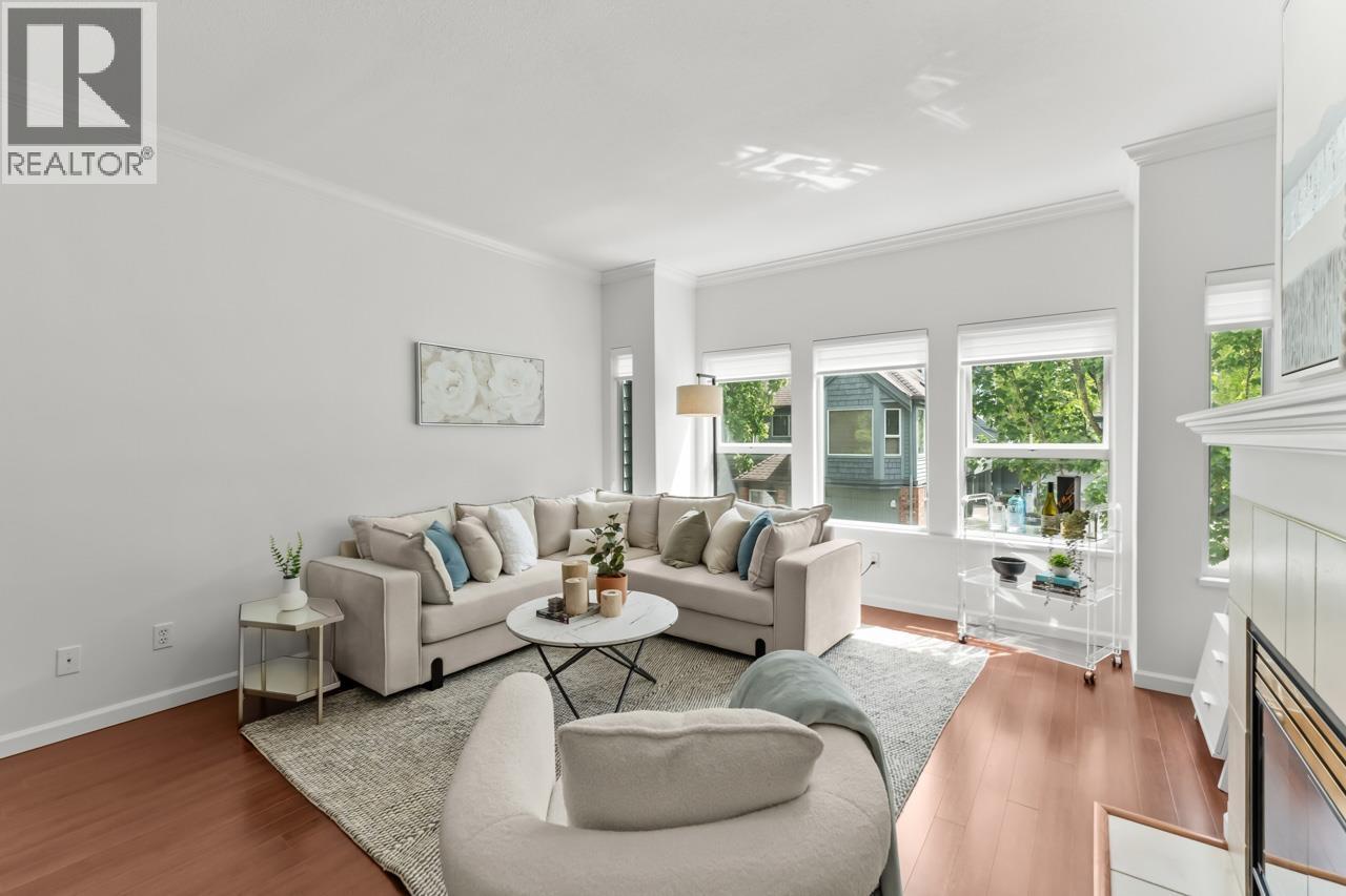 Photo 6 of 35 5820 Dover Crescent, Richmond BC