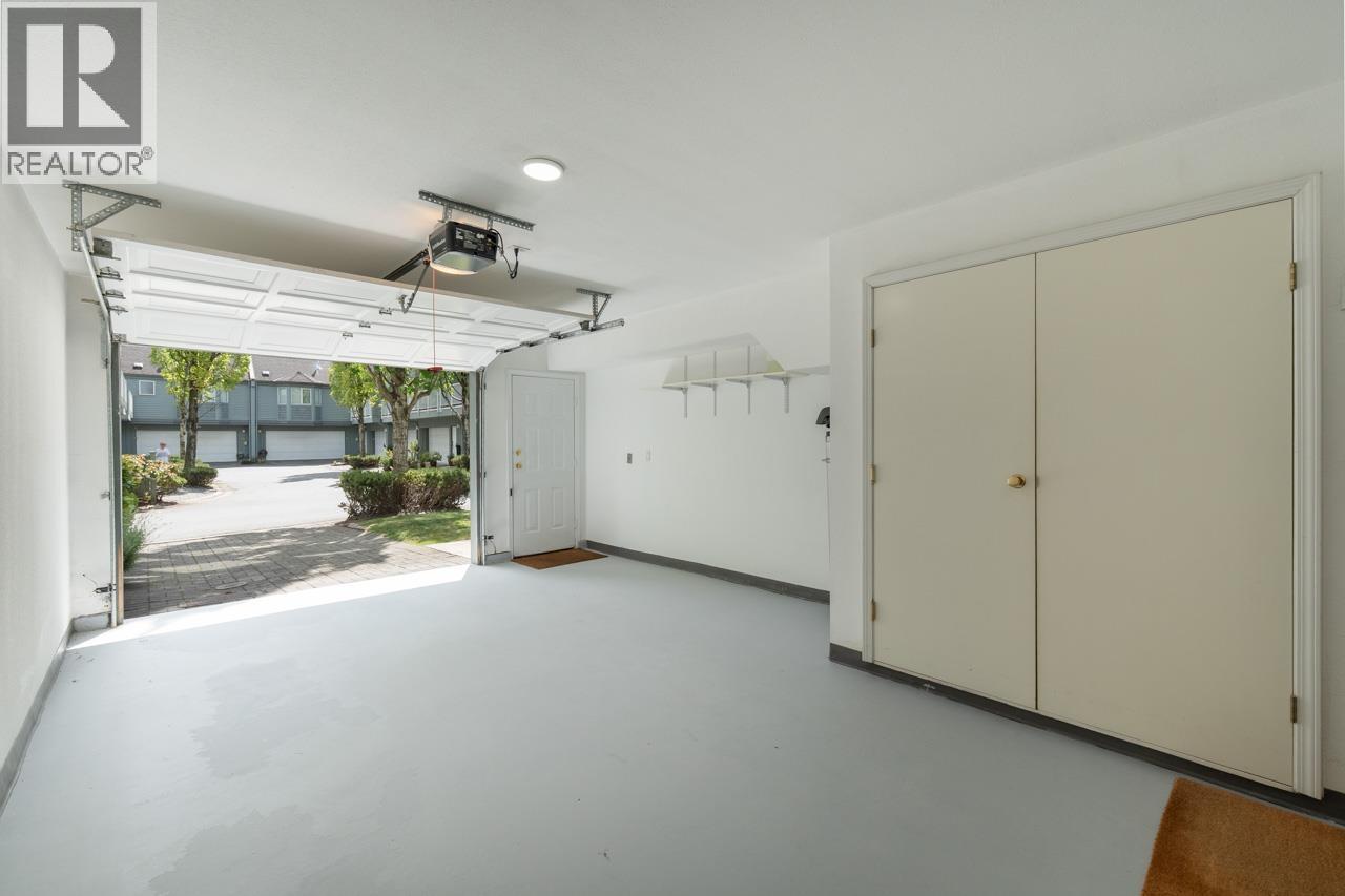 Photo 33 of 35 5820 Dover Crescent, Richmond BC
