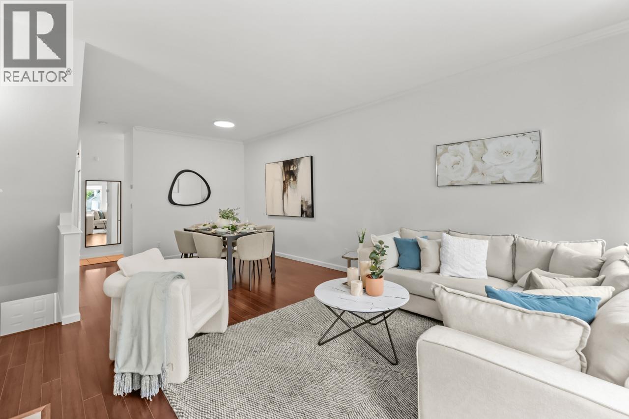 Photo 8 of 35 5820 Dover Crescent, Richmond BC