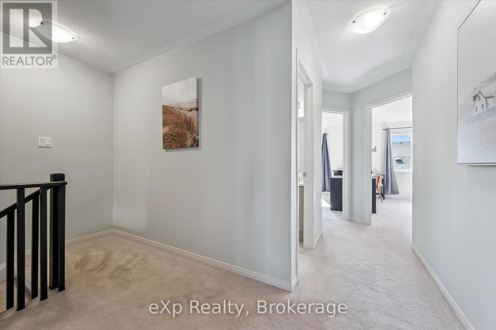 Photo 25 of 45 Elliot Avenue E, Centre Wellington ON