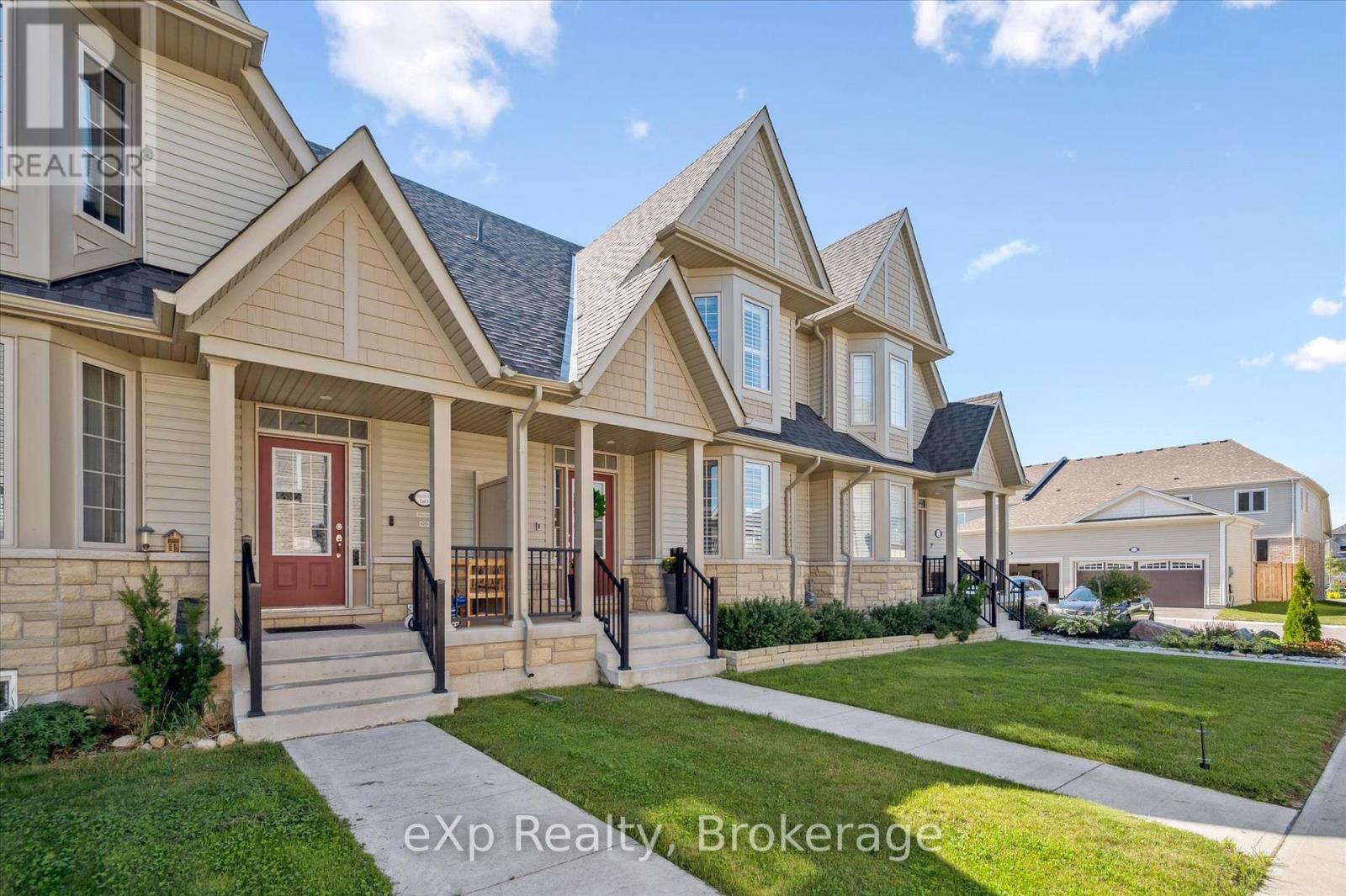 Photo 3 of 45 Elliot Avenue E, Centre Wellington ON