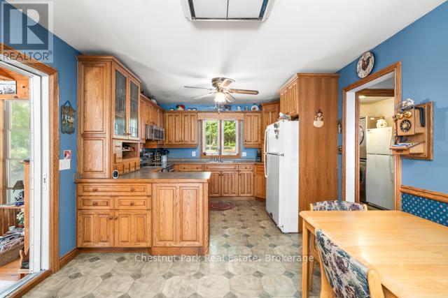 Photo 11 of 95 Haushield Road, Parry Sound Remote Area ON