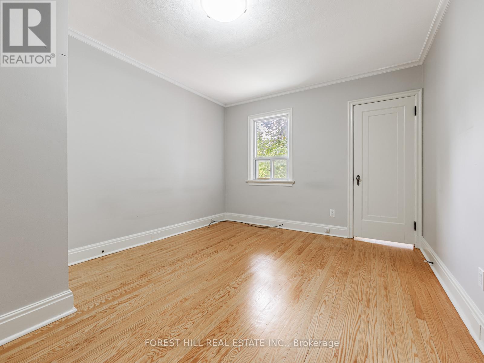 Photo 22 of 2 Esgore Drive, Toronto ON