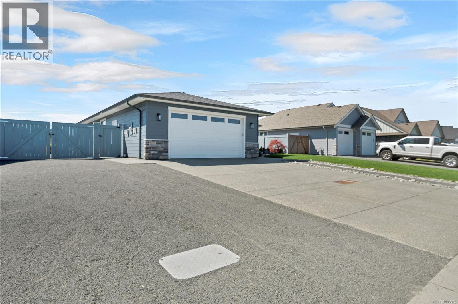 Photo 5 of 2117 Evergreen Rd, Campbell River BC
