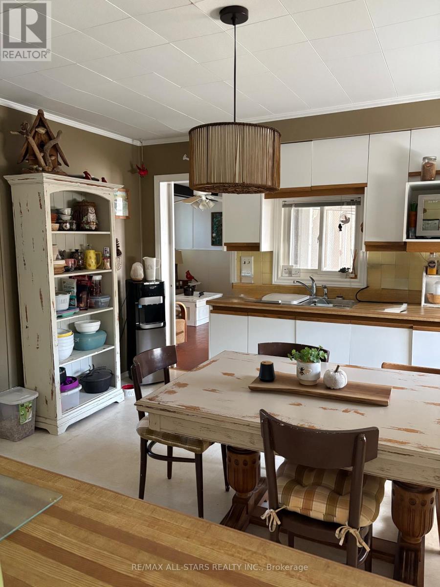 Photo 13 of 26 Riverbank Road, Kawartha Lakes ON