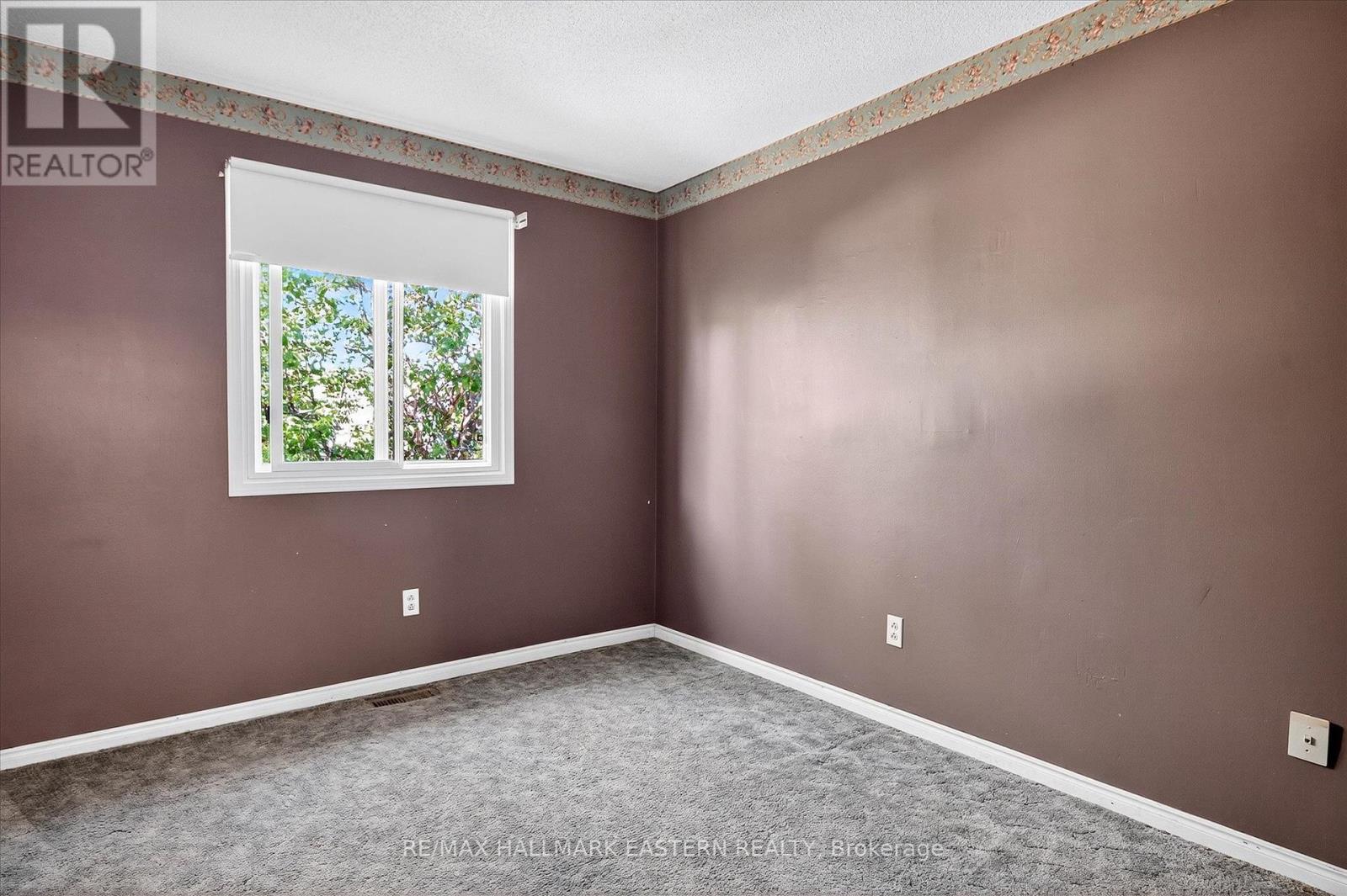 Photo 26 of 1200 Huntington Circle, Peterborough West ON