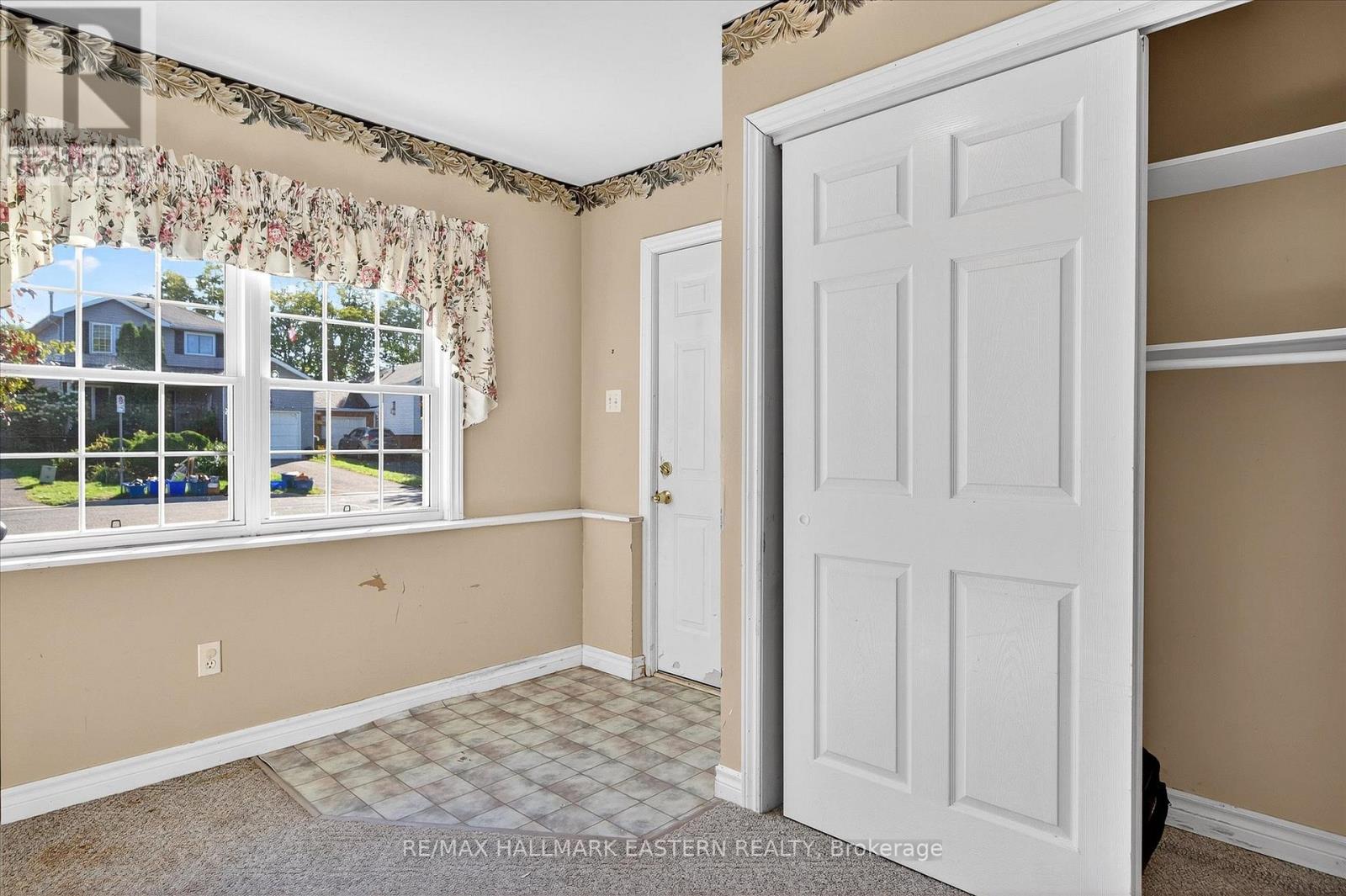 Photo 29 of 1200 Huntington Circle, Peterborough West ON