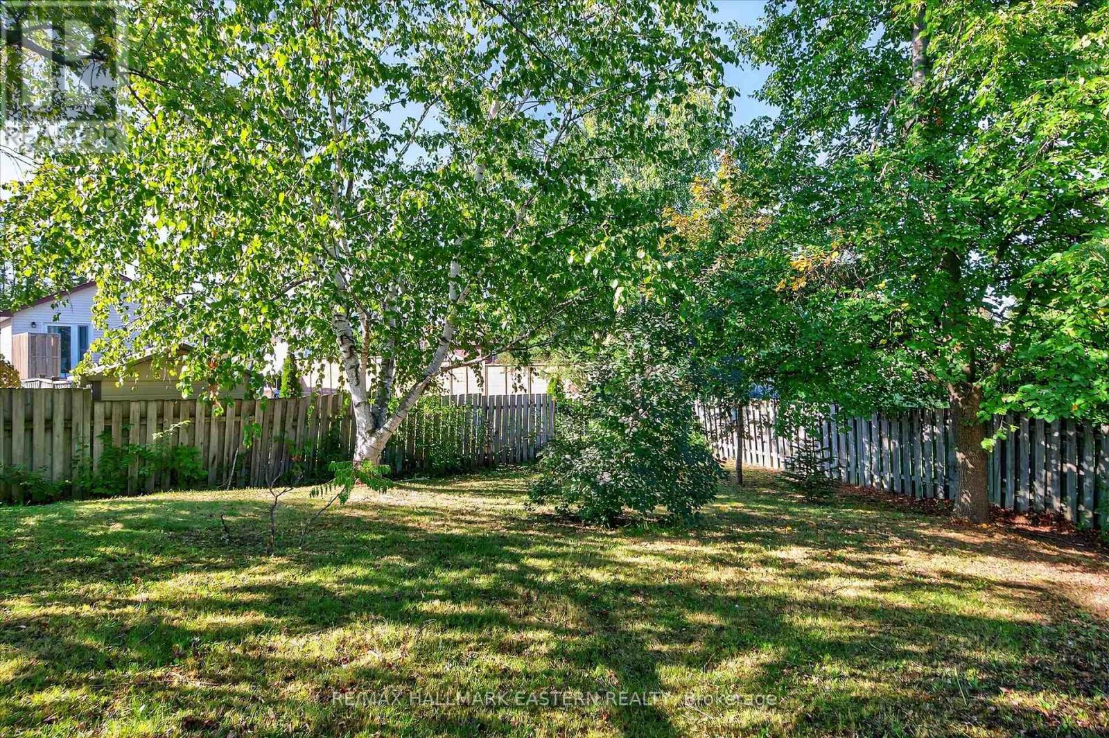 Photo 46 of 1200 Huntington Circle, Peterborough West ON