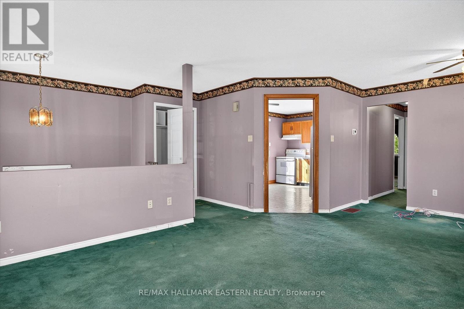 Photo 7 of 1200 Huntington Circle, Peterborough West ON