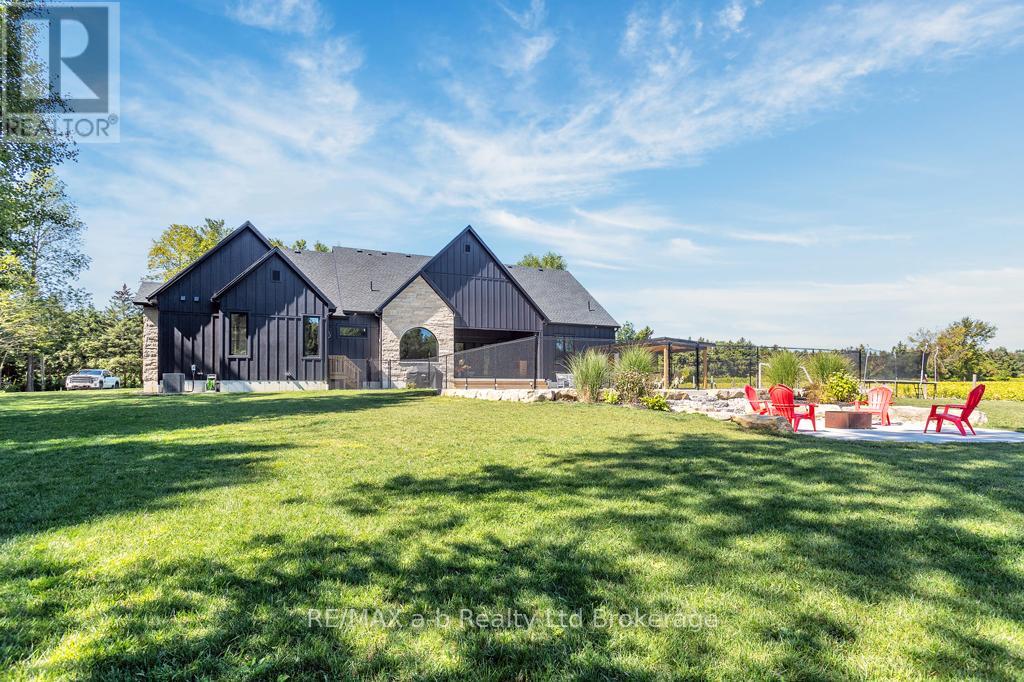 Photo 42 of 592 Carson Side Road, Norfolk ON