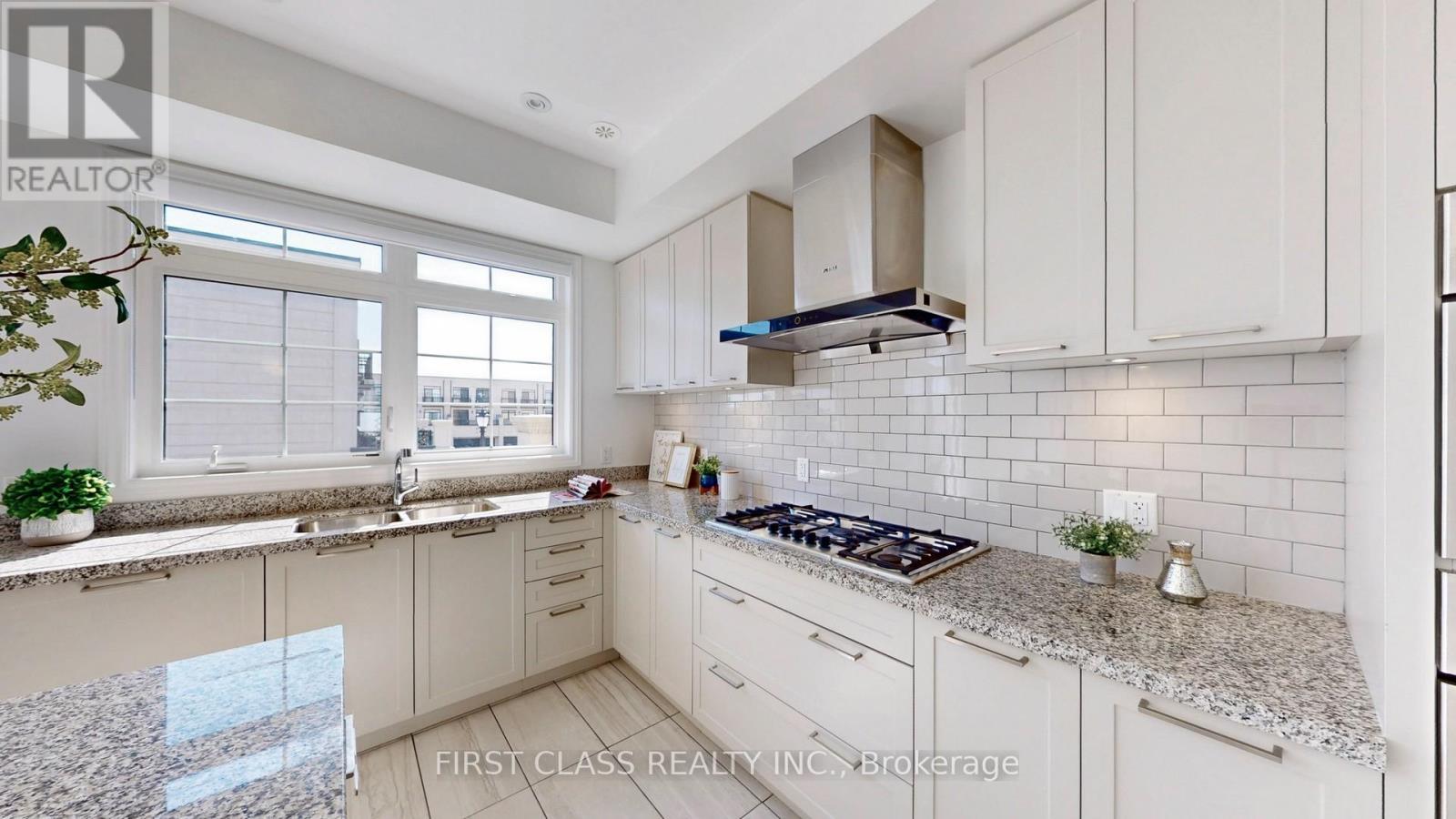 Photo 12 of 91 William Saville Street, Markham ON