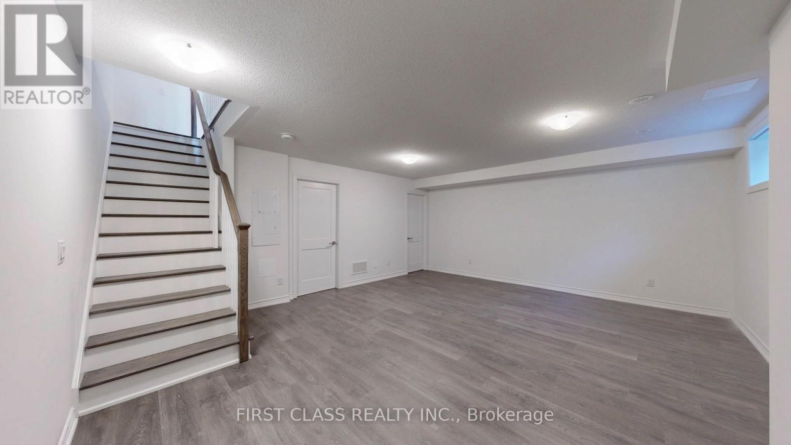 Photo 33 of 91 William Saville Street, Markham ON