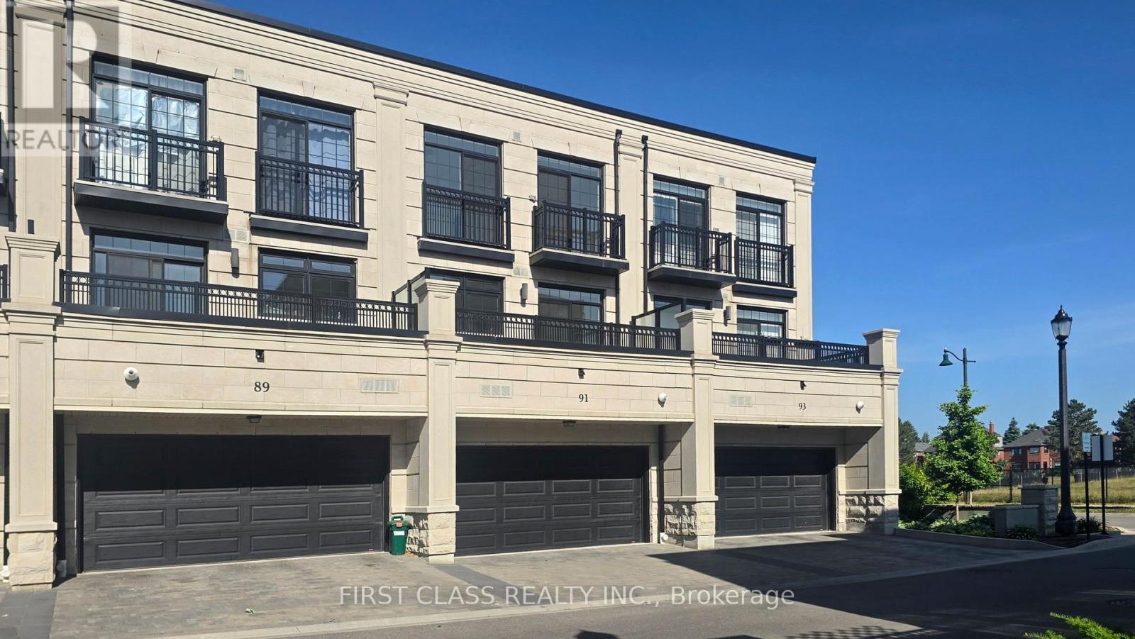 Photo 38 of 91 William Saville Street, Markham ON