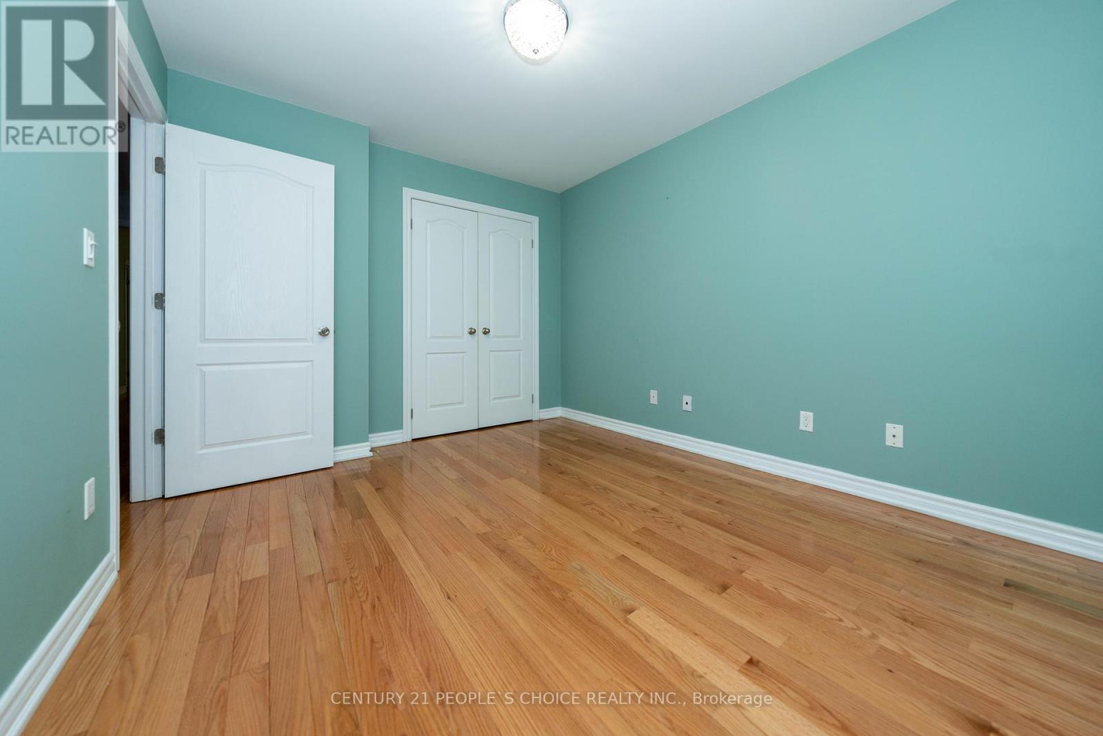 Photo 17 of Upper 38 Vettese Court, Markham ON