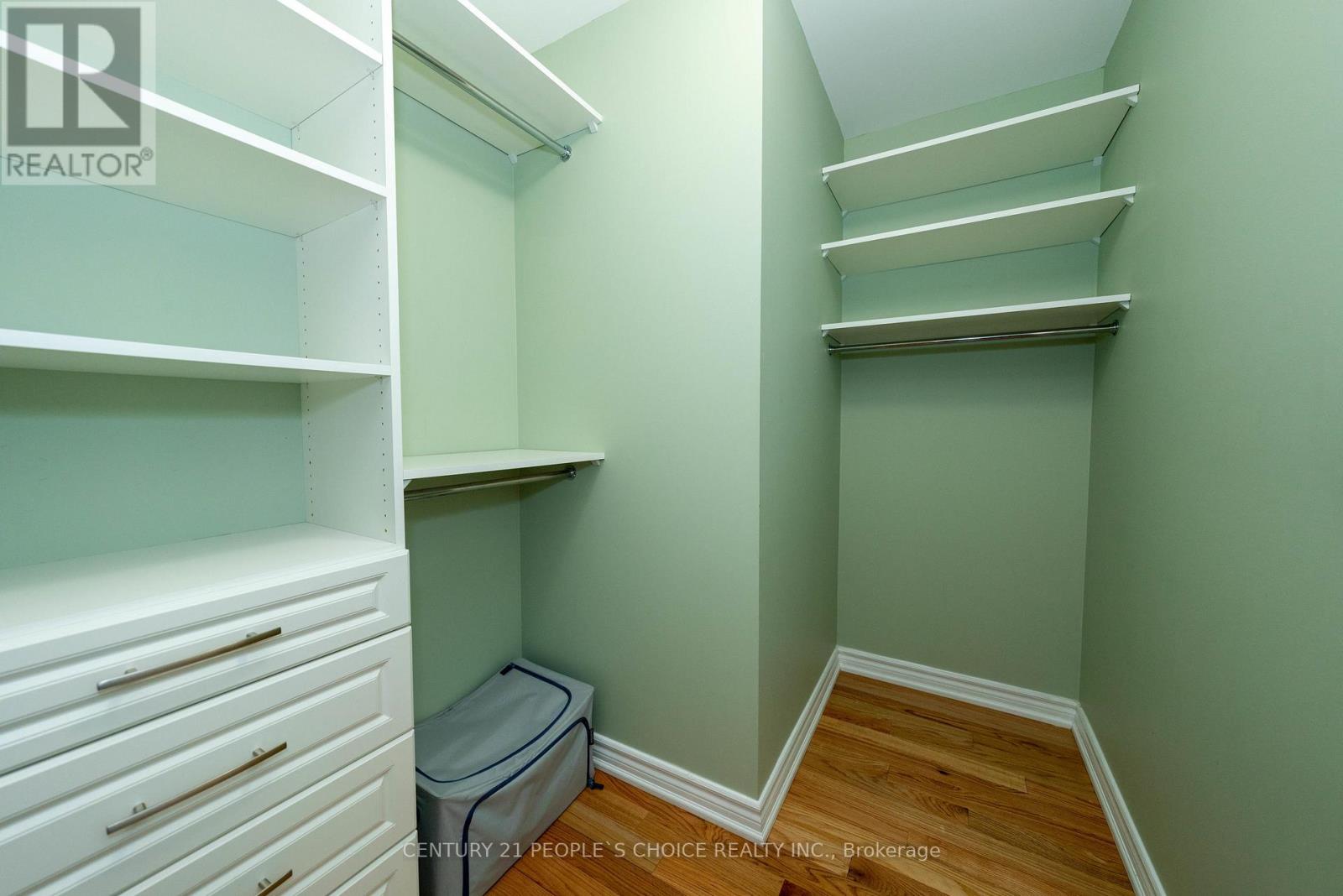 Photo 29 of Upper 38 Vettese Court, Markham ON