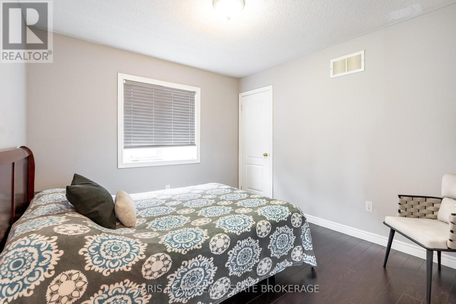 Photo 17 of 1244 Mary Lou Street, Innisfil ON