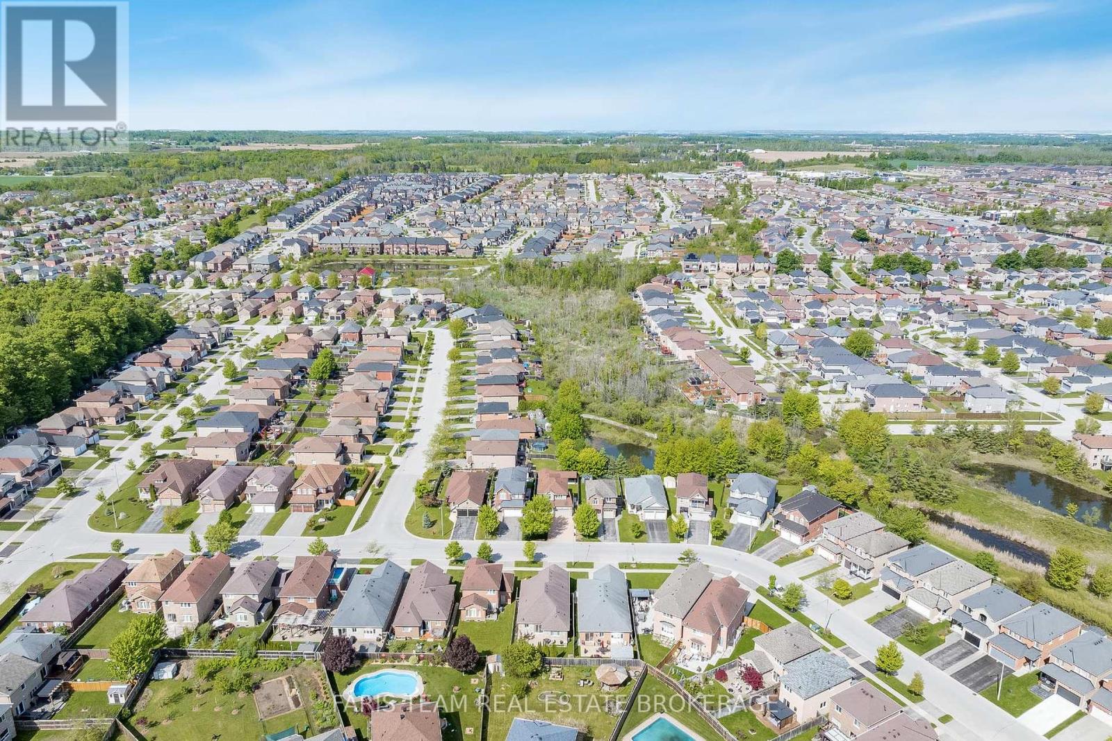 Photo 27 of 1244 Mary Lou Street, Innisfil ON