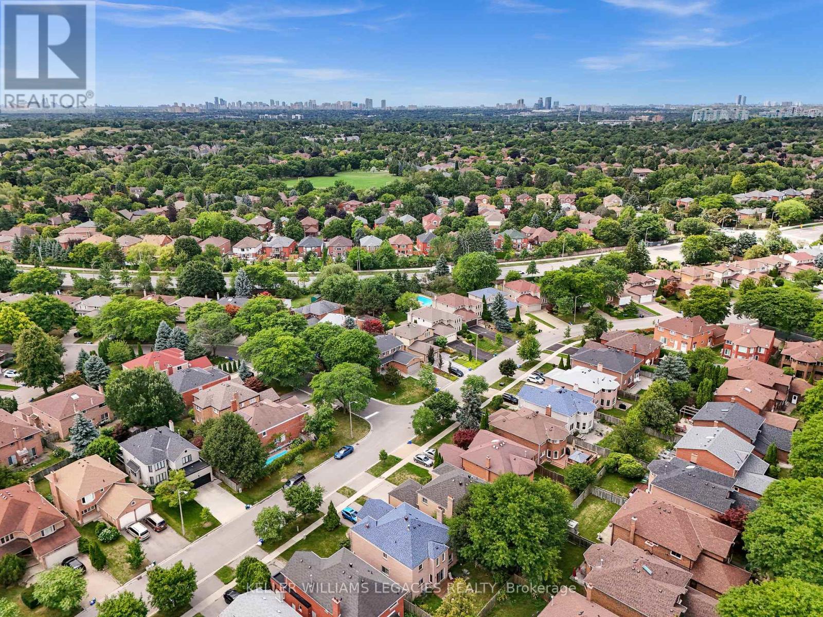 Photo 39 of 50 Summerdale Drive, Markham ON