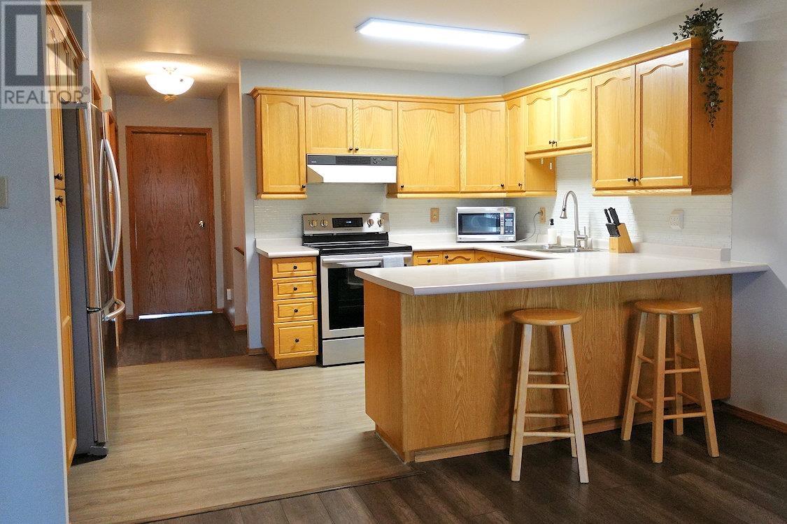 Photo 7 of 274 Caribou Crescent, Thunder Bay ON