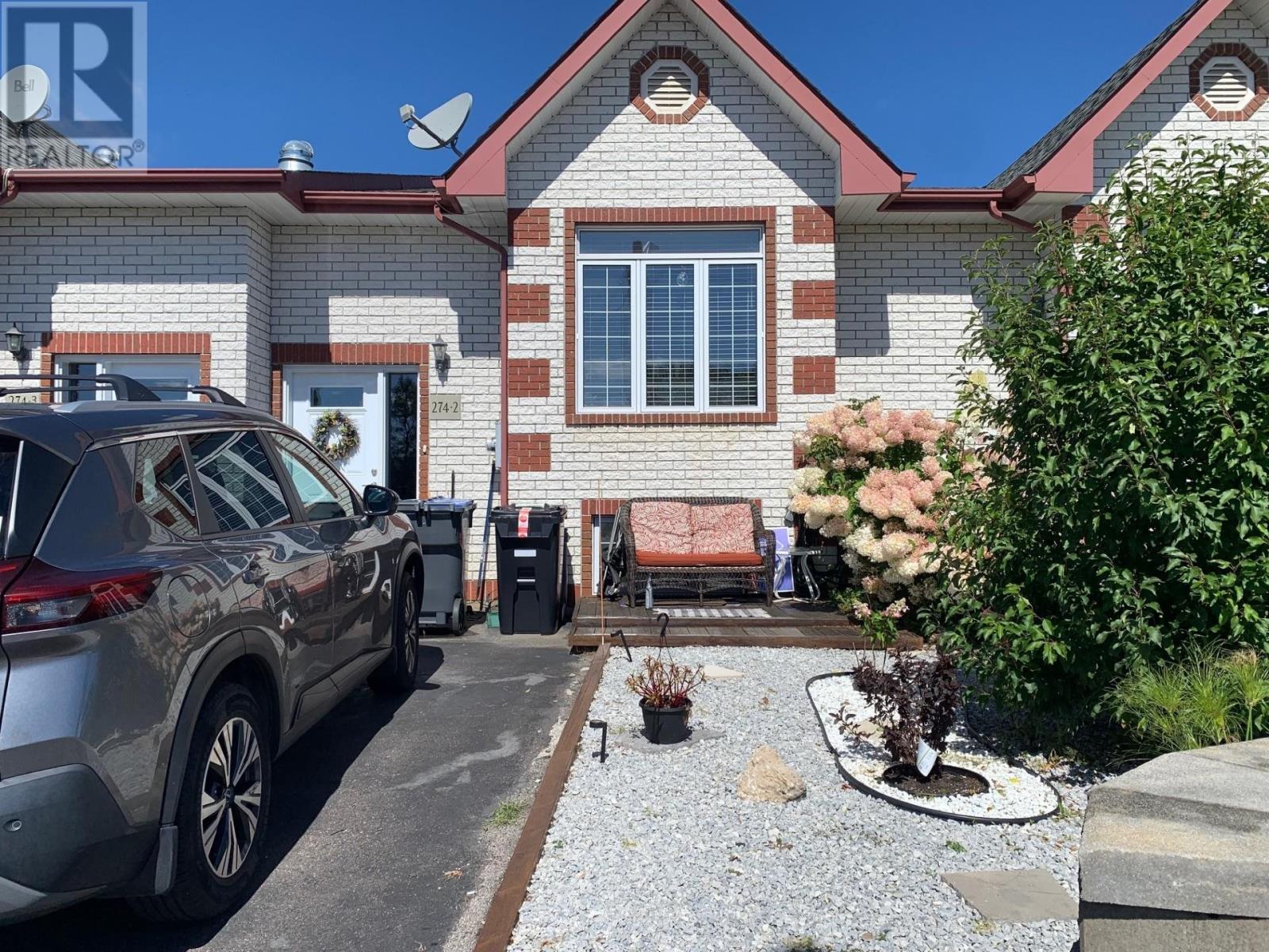 Photo 1 of 274 Caribou Crescent, Thunder Bay ON