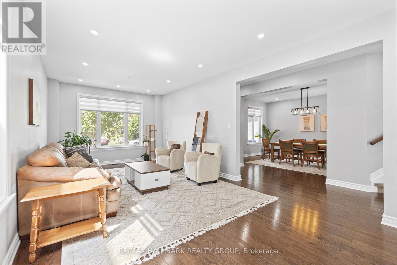 Photo 16 of 254 Gracewood Crescent, Ottawa ON