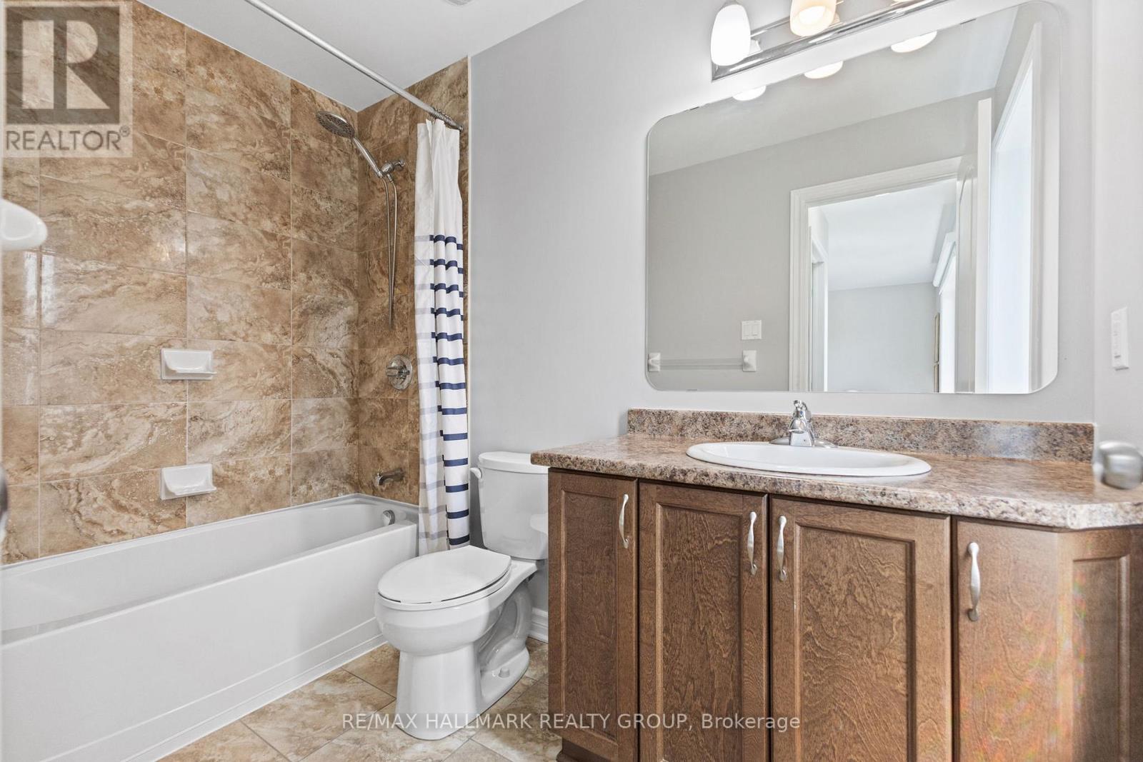 Photo 28 of 254 Gracewood Crescent, Ottawa ON
