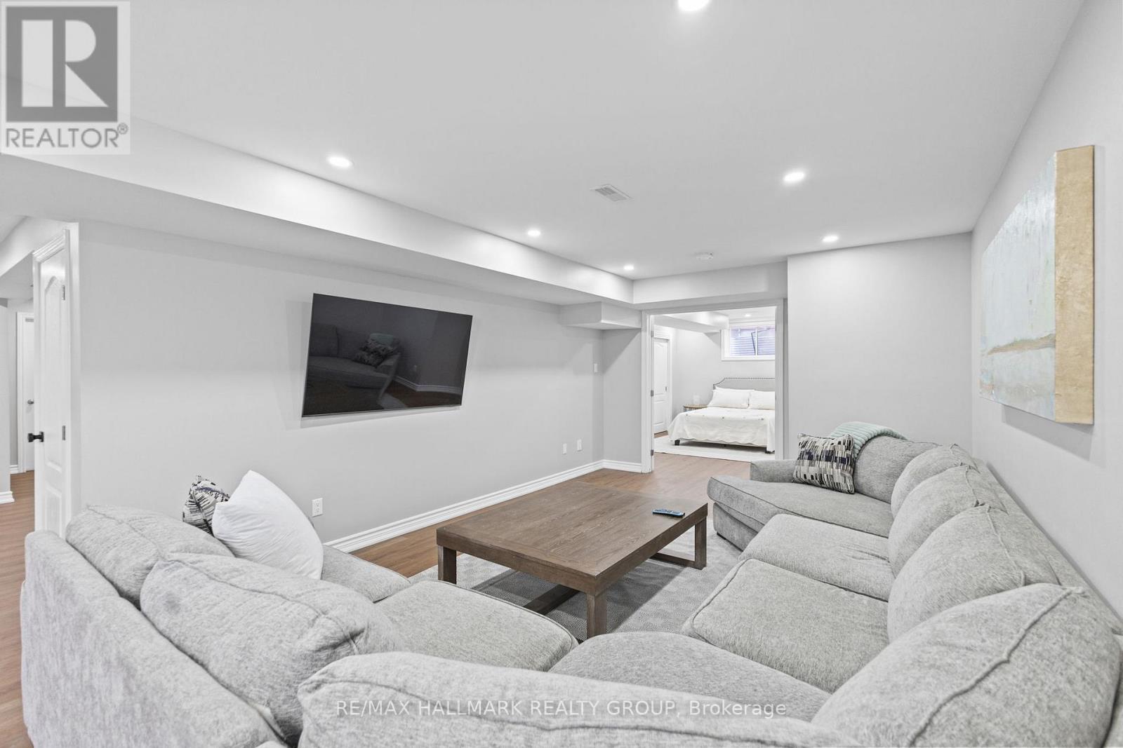 Photo 39 of 254 Gracewood Crescent, Ottawa ON