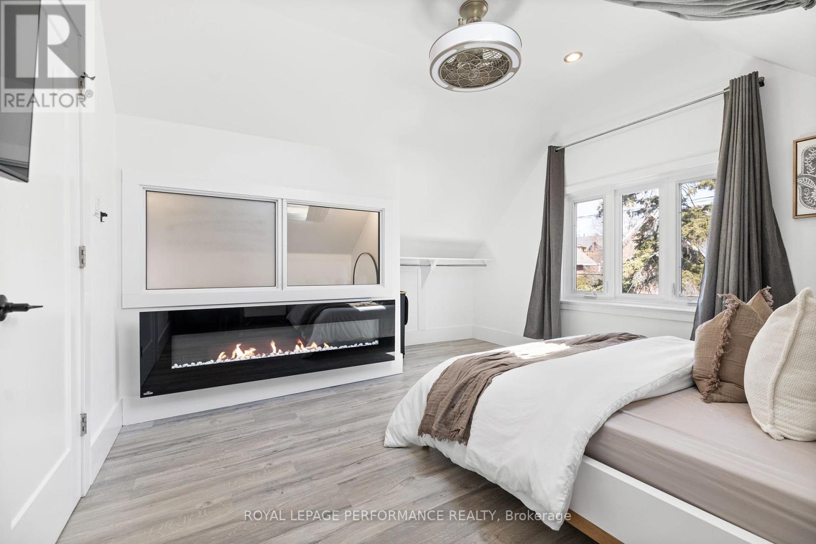 Photo 16 of 12 Sherbrooke Avenue, Ottawa ON