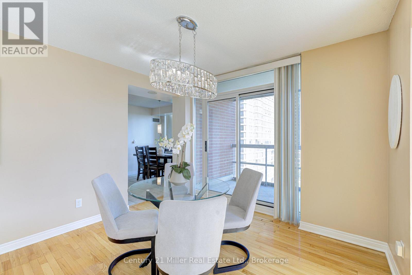 Photo 11 of 1210 156 Enfield Place, Mississauga ON