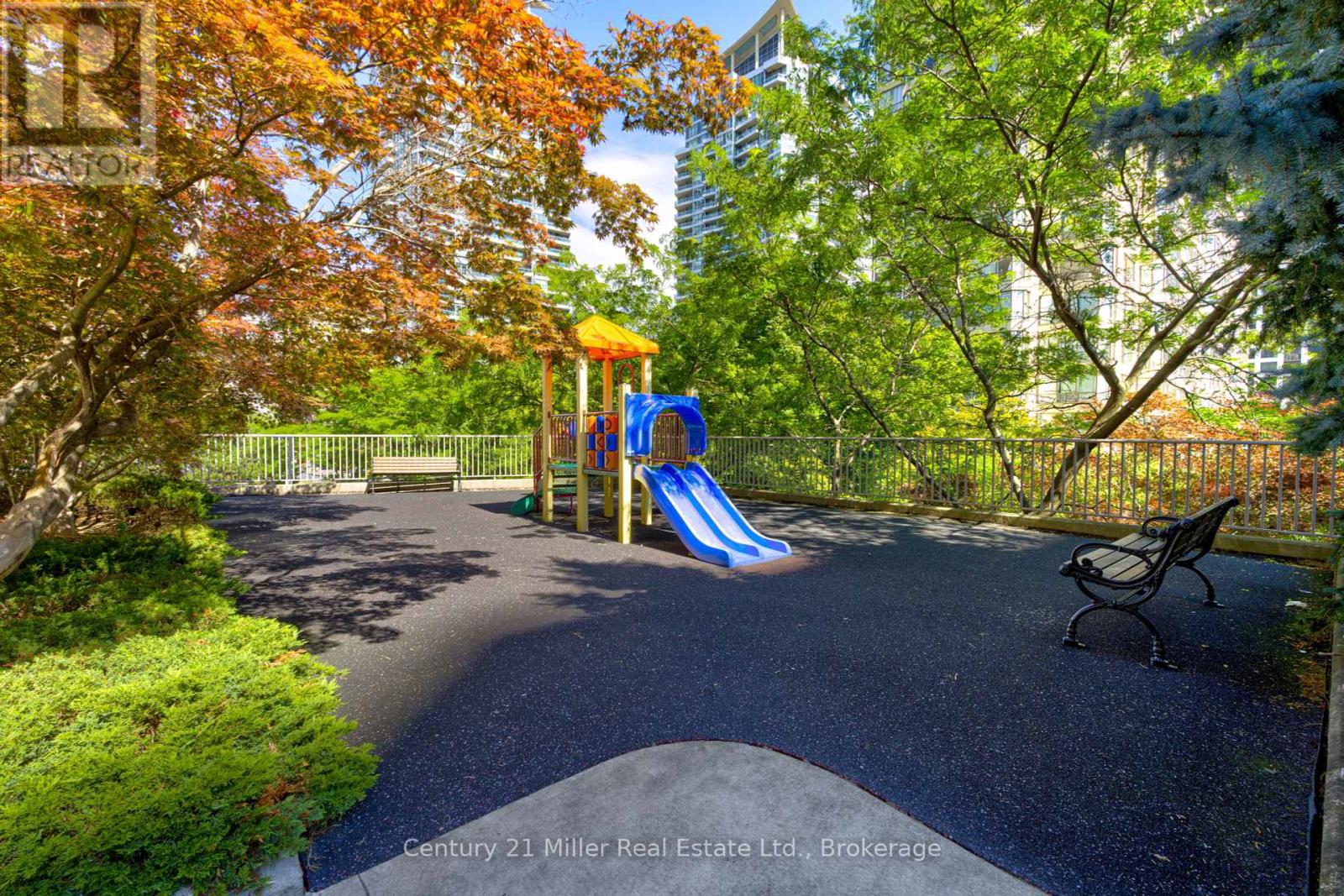 Photo 30 of 1210 156 Enfield Place, Mississauga ON