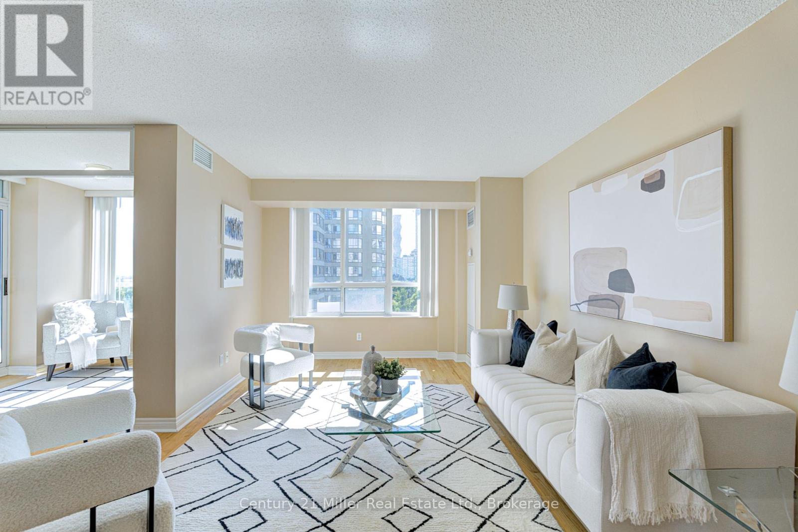 Photo 5 of 1210 156 Enfield Place, Mississauga ON