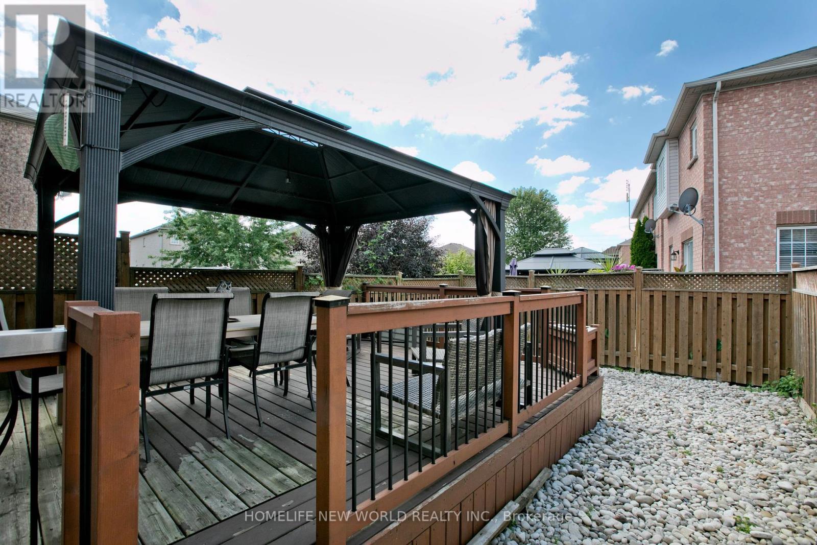 Photo 28 of 54 Brussels Avenue, Brampton ON