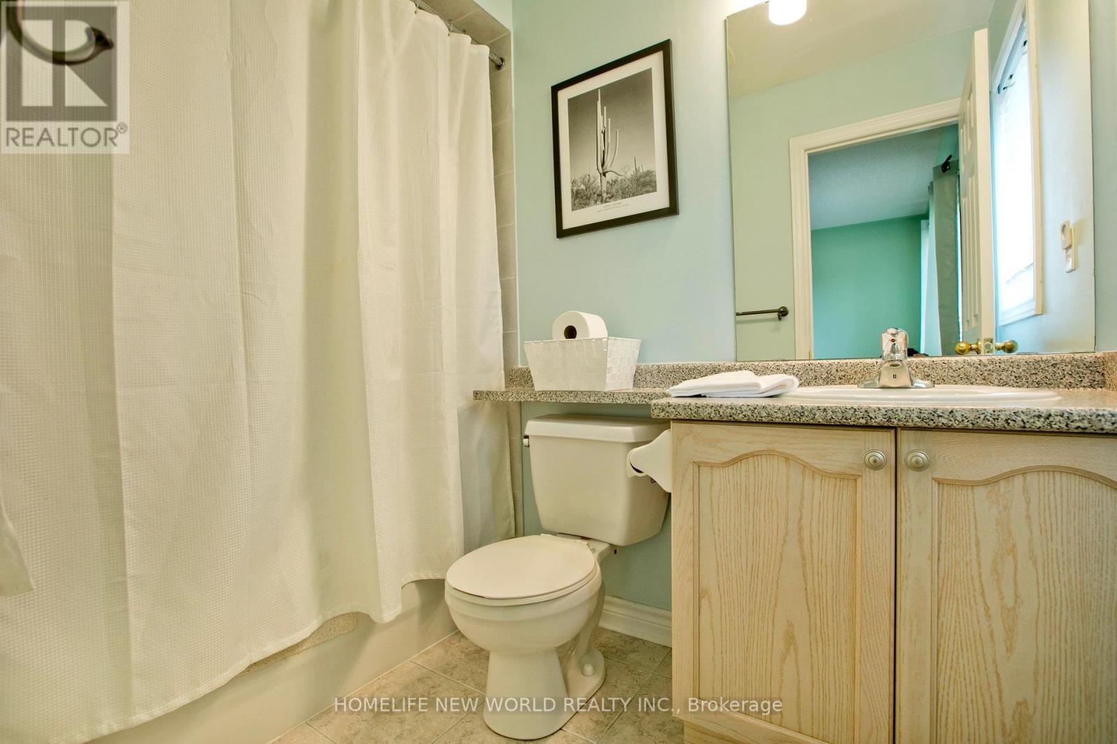 Photo 23 of 54 Brussels Avenue, Brampton ON