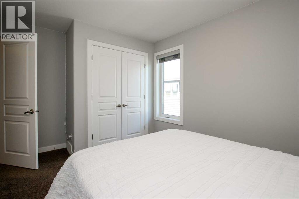 Photo 29 of 208 Van Slyke Way, Red Deer AB