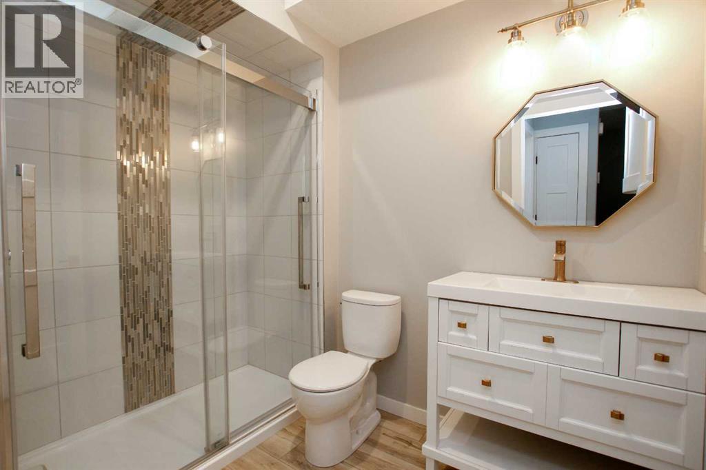 Photo 36 of 208 Van Slyke Way, Red Deer AB