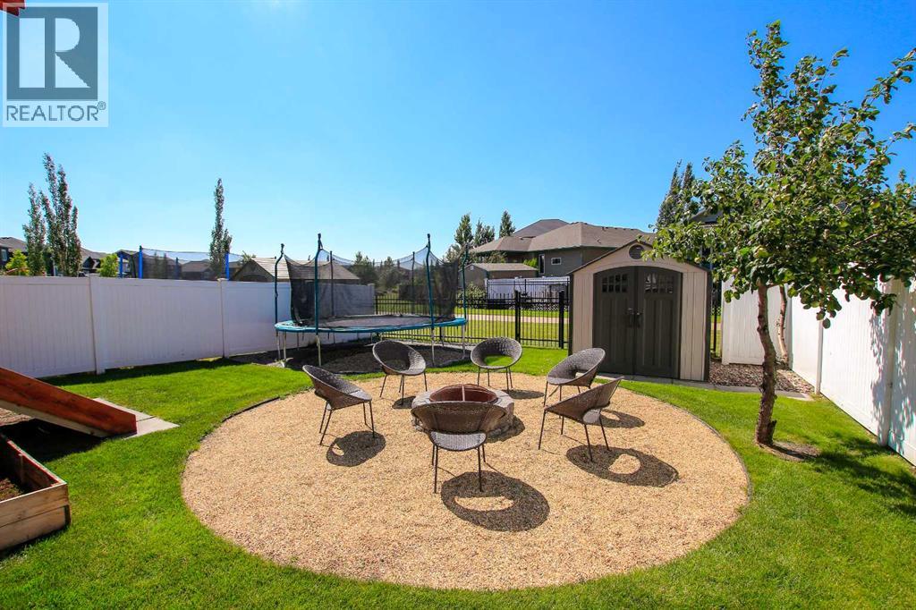 Photo 40 of 208 Van Slyke Way, Red Deer AB