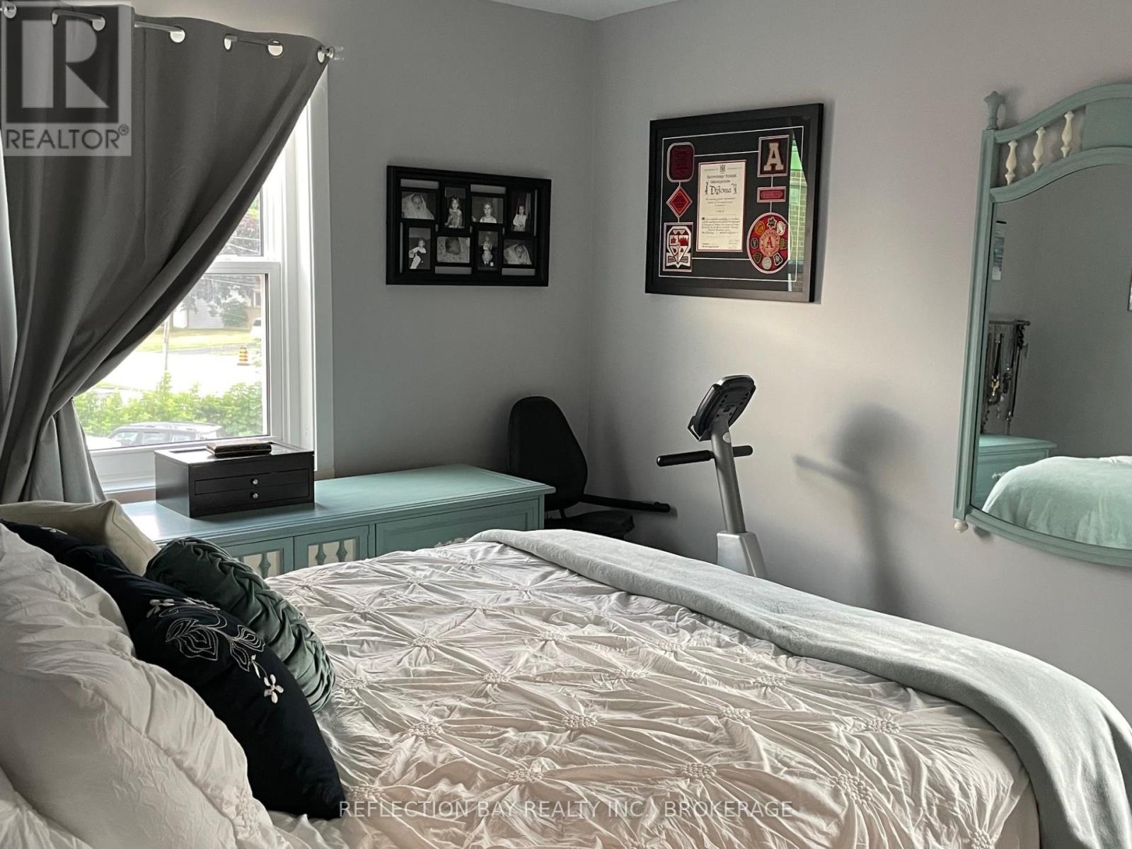 Photo 21 of 8 5 Applewood Avenue, Hamilton ON