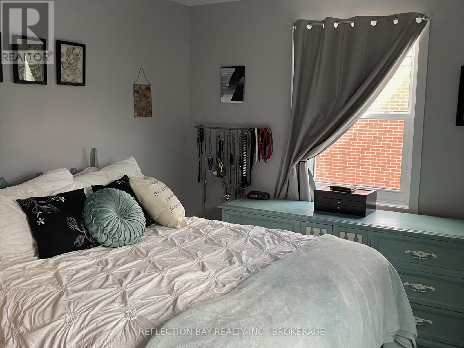 Photo 22 of 8 5 Applewood Avenue, Hamilton ON