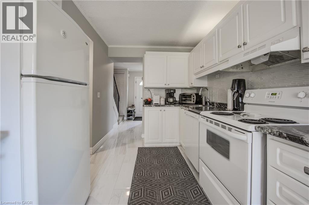 Photo 12 of 121 University Avenue E Unit 43, Waterloo ON