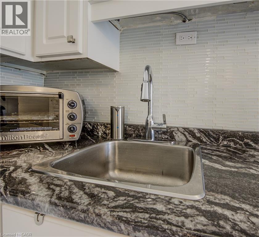 Photo 13 of 121 University Avenue E Unit 43, Waterloo ON