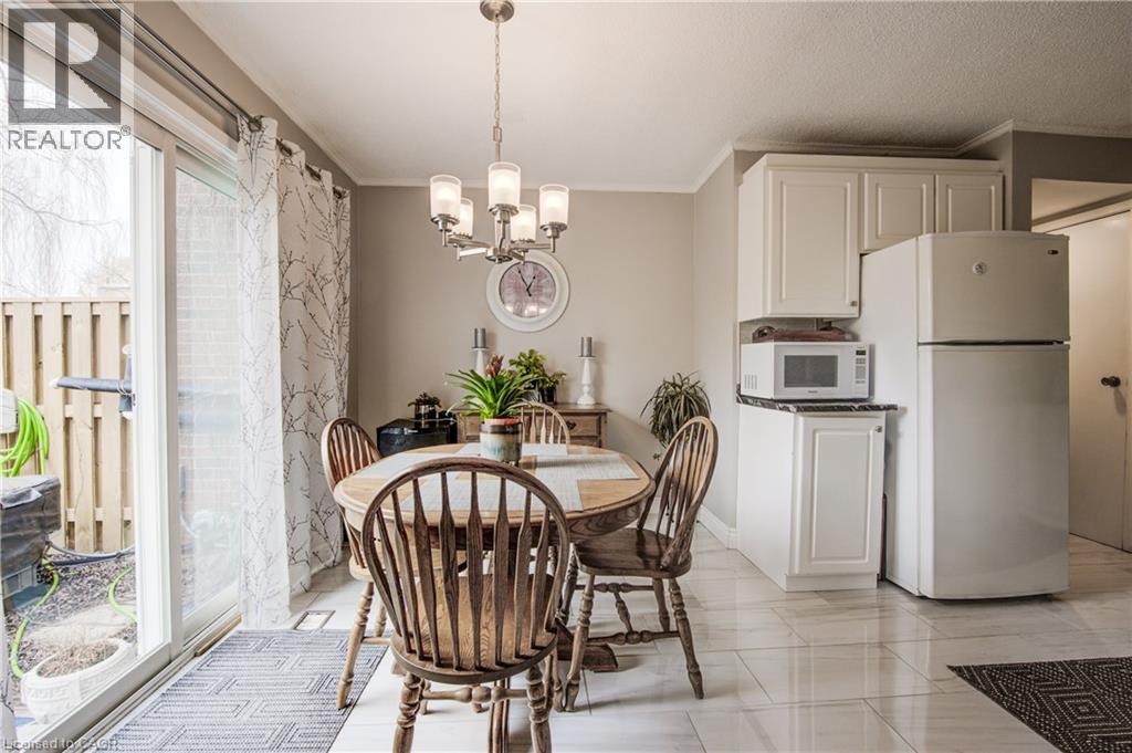 Photo 15 of 121 University Avenue E Unit 43, Waterloo ON