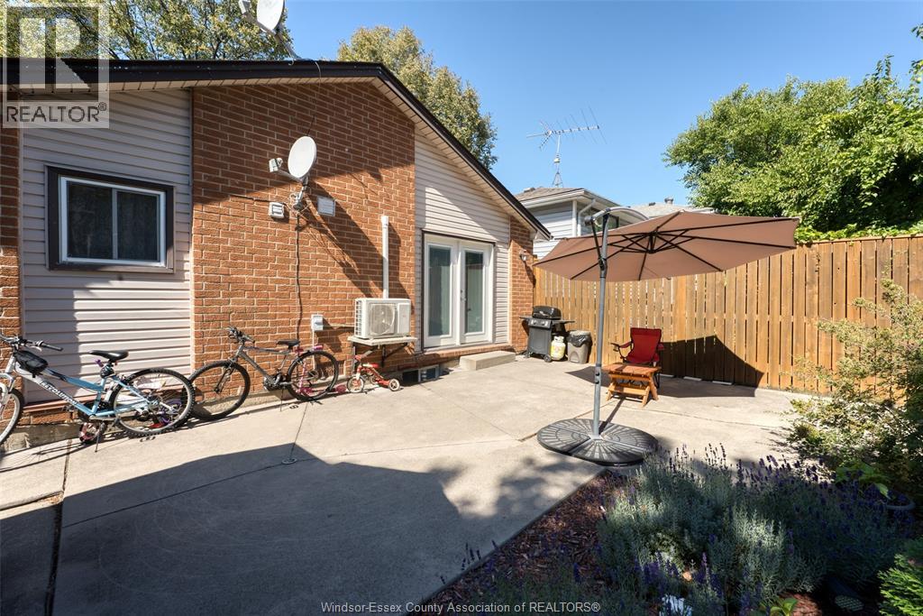 Photo 36 of 8297 Gregory Place, Windsor ON