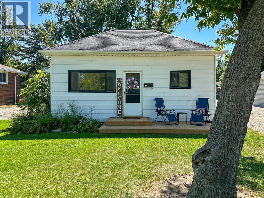 Photo 1 of 100 Wilson Avenue, Essex ON