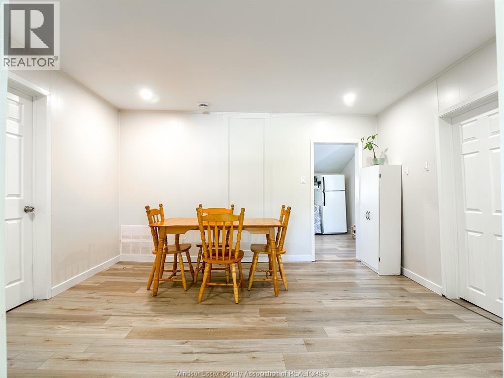 Photo 12 of 100 Wilson Avenue, Essex ON