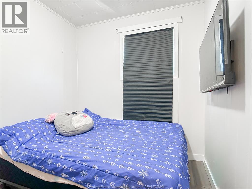 Photo 14 of 100 Wilson Avenue, Essex ON