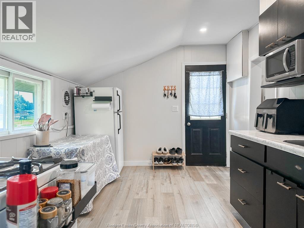 Photo 16 of 100 Wilson Avenue, Essex ON